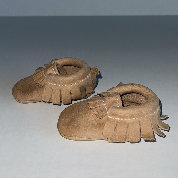 Freshly Picked Tan Leather Moccasins - Picture 2 of 7